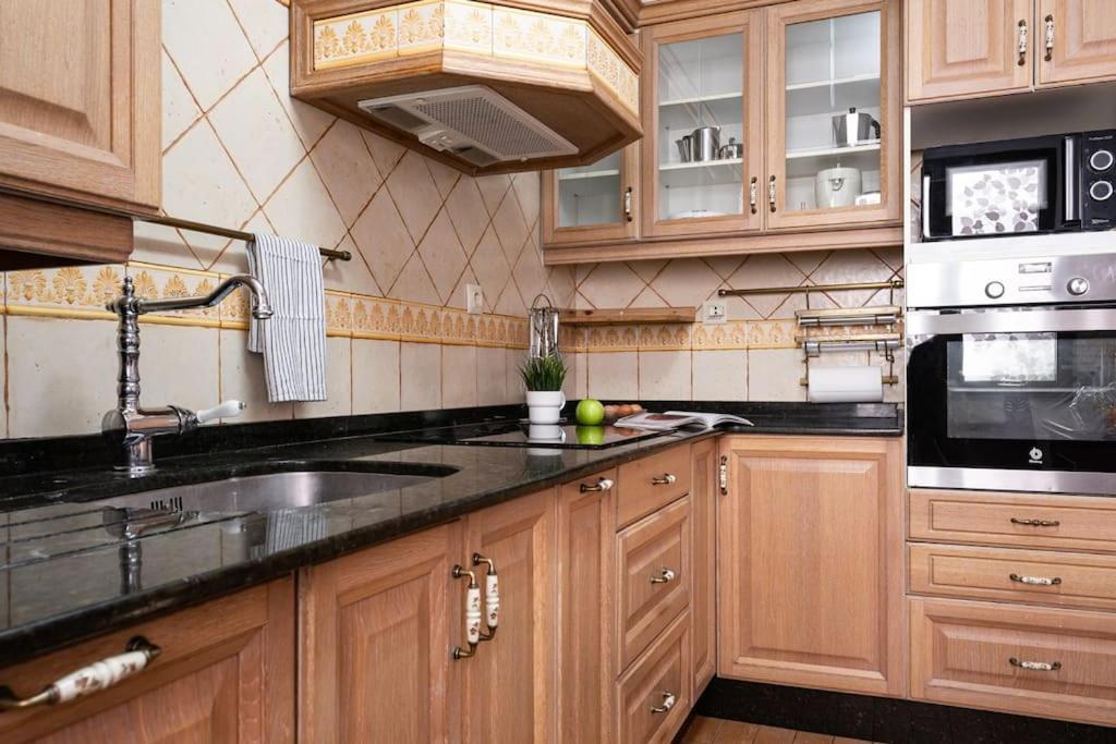 Appartamento Apartamento Chary Gijón Esterno foto