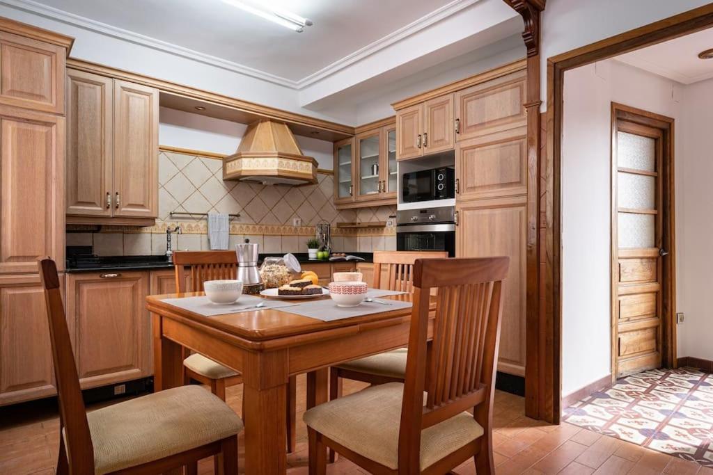 Appartamento Apartamento Chary Gijón Esterno foto